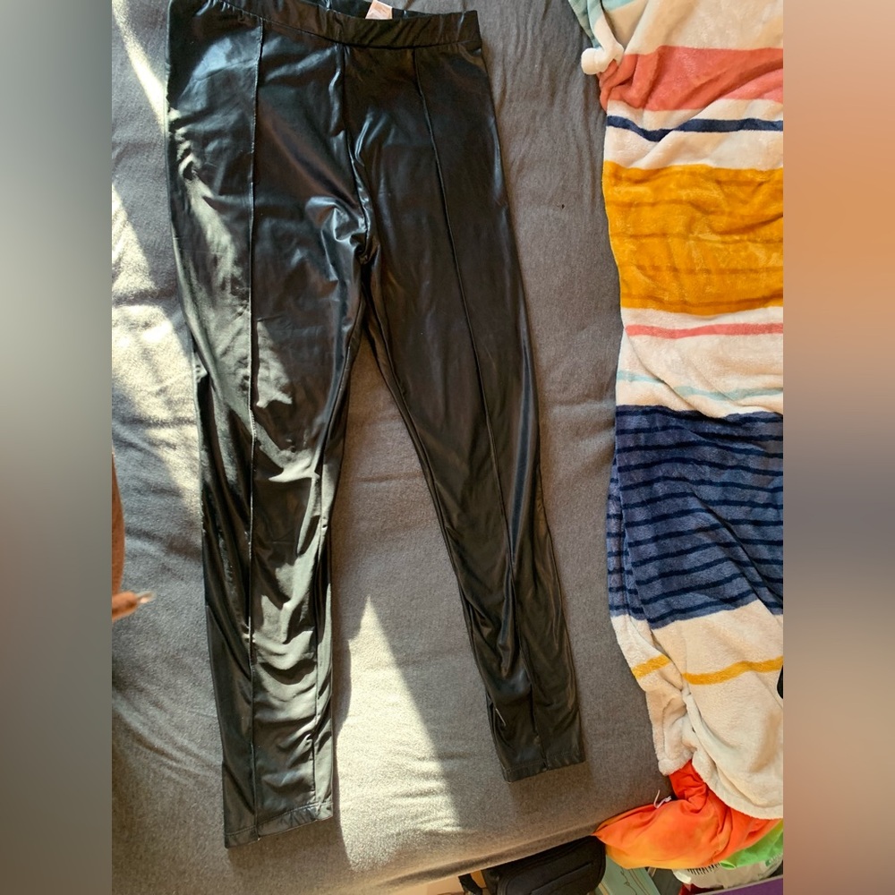 Wet Seal Black Leggings Soft Stretchy Fit